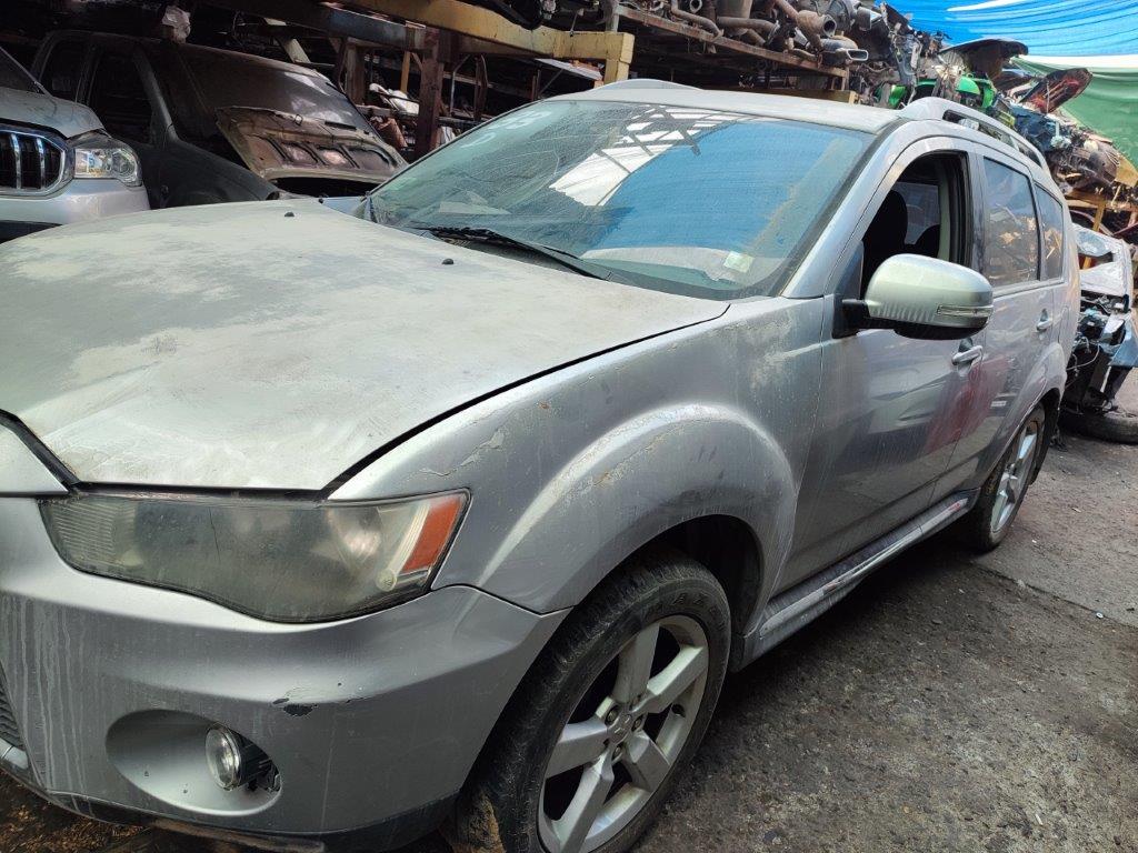  Mitsubishi OUTLANDER 2009    EN DESARME